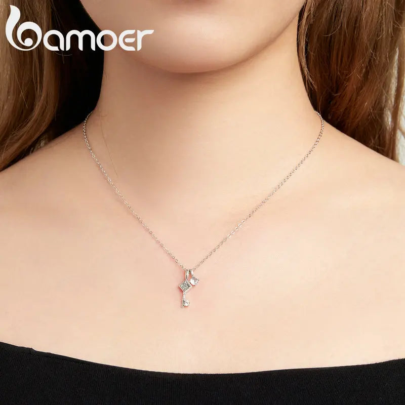 Bamoer 925 Sterling Silver Delicate Key & Lock Necklace for Women Shiny Cubic Zircon Pendant Chain Fine Jewelry 16.93'' SCN475