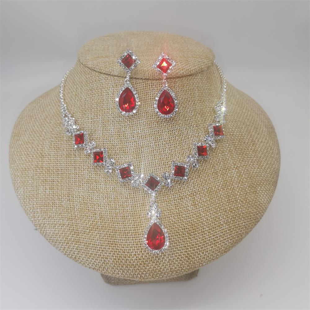 Fashion Jewelry Simple Vintage Jewelry Women's Accessories Necklace And Earrings Suite